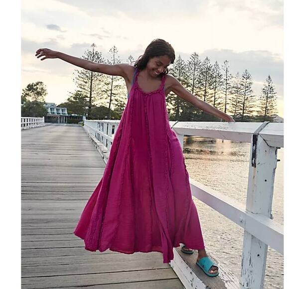 New Free People Mckinley Maxi Dress ENDLESS SUMMER $108 MEDIUM Raspberry - Picture 3 of 4